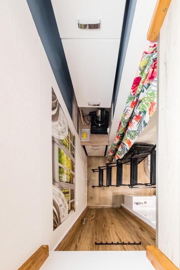 Micro Apartments 2,5 Qm - Najmniejsze Apartamenty Swiata 2,5 Mkw Krakow Luaran gambar