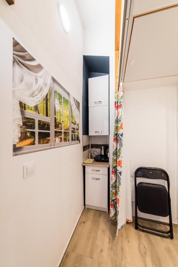 Micro Apartments 2,5 Qm - Najmniejsze Apartamenty Swiata 2,5 Mkw Krakow Luaran gambar