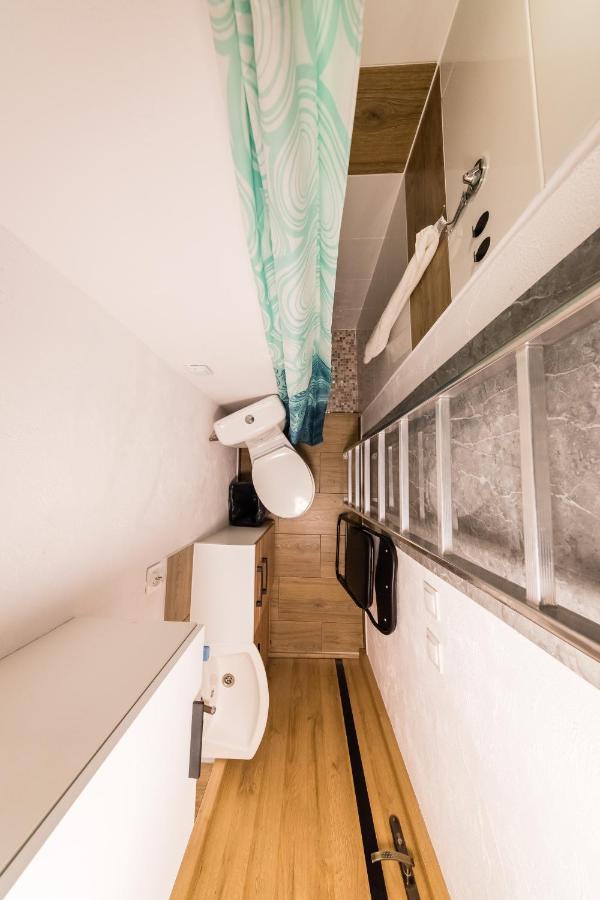 Micro Apartments 2,5 Qm - Najmniejsze Apartamenty Swiata 2,5 Mkw Krakow Luaran gambar