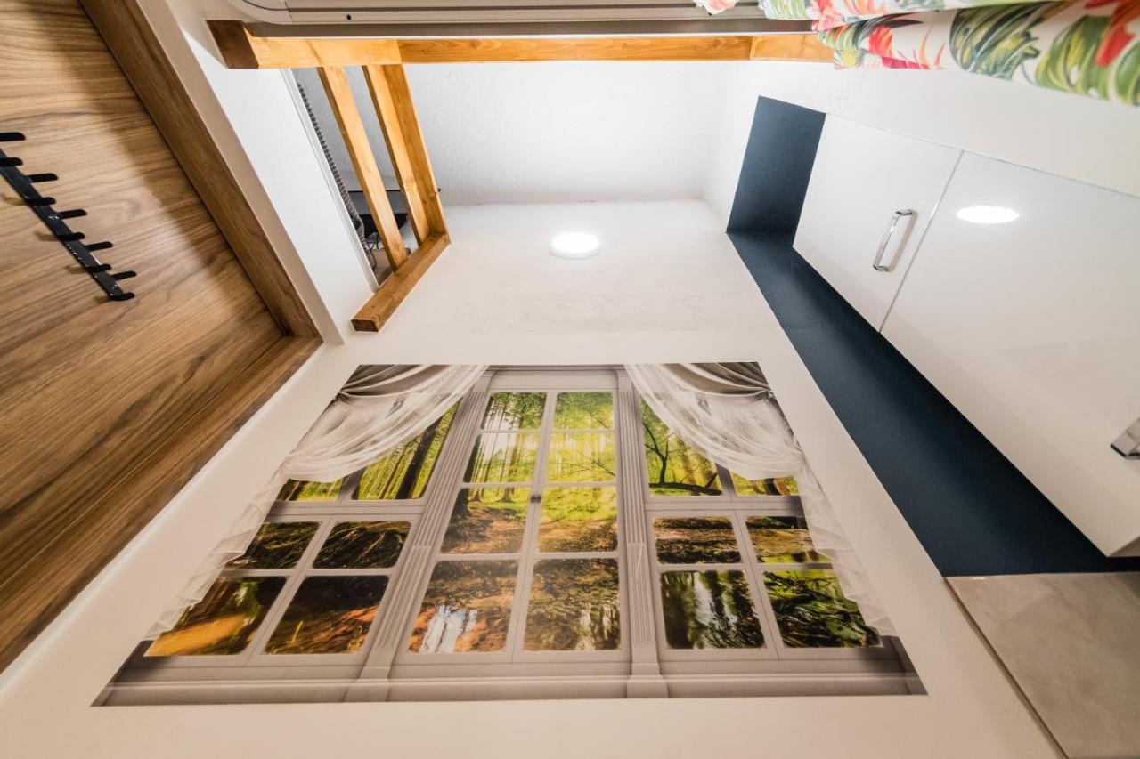 Micro Apartments 2,5 Qm - Najmniejsze Apartamenty Swiata 2,5 Mkw Krakow Luaran gambar