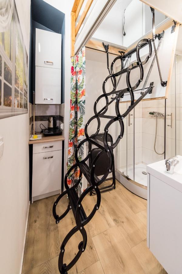 Micro Apartments 2,5 Qm - Najmniejsze Apartamenty Swiata 2,5 Mkw Krakow Luaran gambar