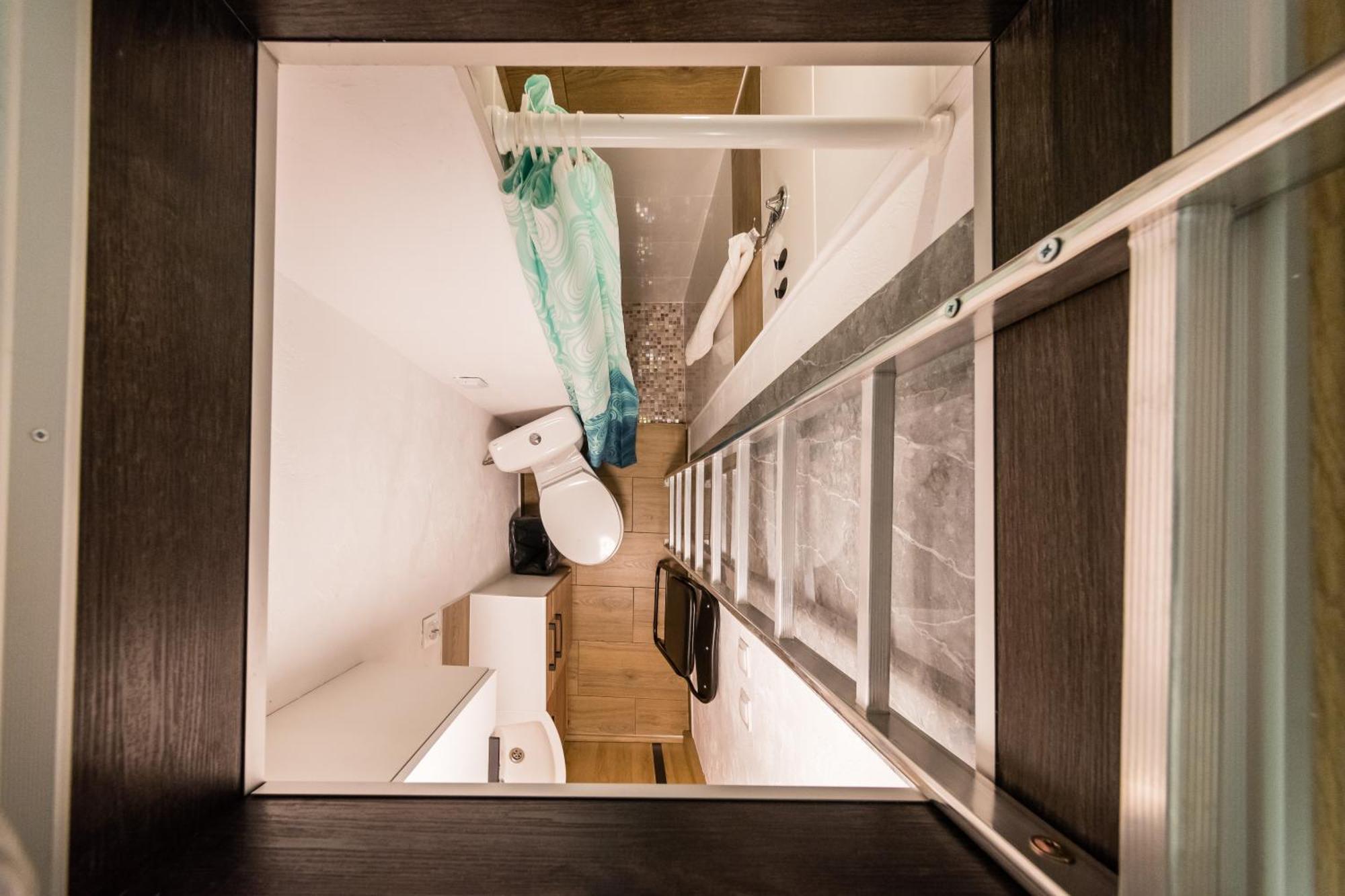 Micro Apartments 2,5 Qm - Najmniejsze Apartamenty Swiata 2,5 Mkw Krakow Luaran gambar